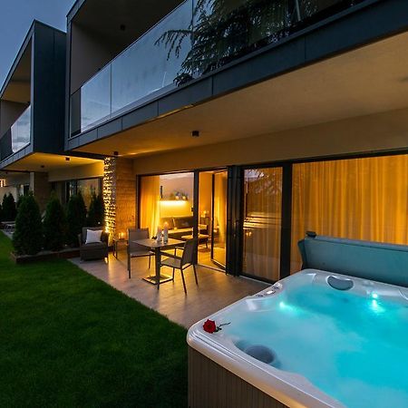 Haus Gregori Aparthotel Caldaro Εξωτερικό φωτογραφία
